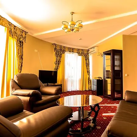 Dvorik Leva Hotel Truskavets