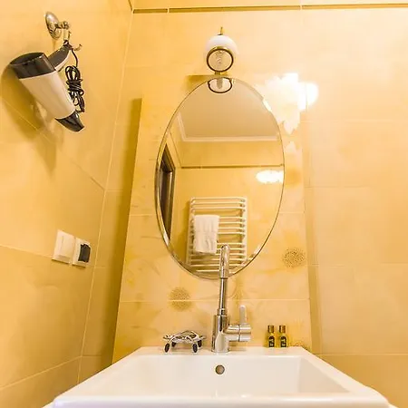 Dvorik Leva Truskavets