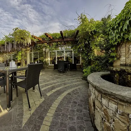 Otel Dvorik Leva Truskavets