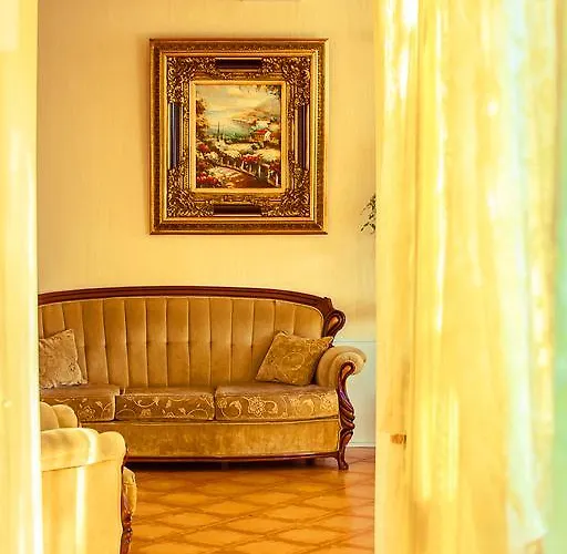 Dvorik Leva Hotel Truskavets