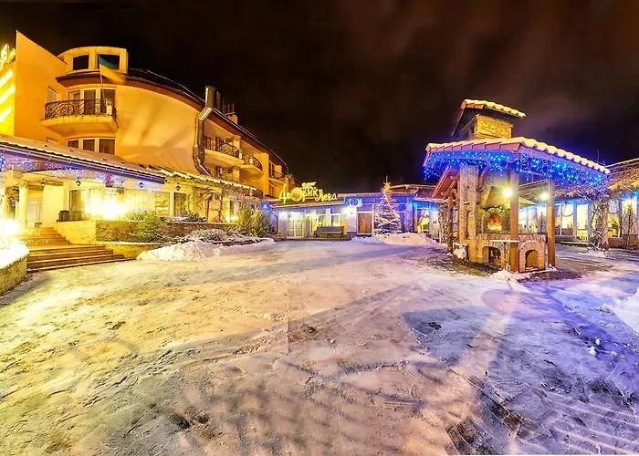 Dvorik Leva Hotel 3*