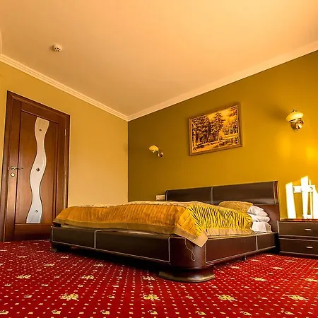 Dvorik Leva Hotel