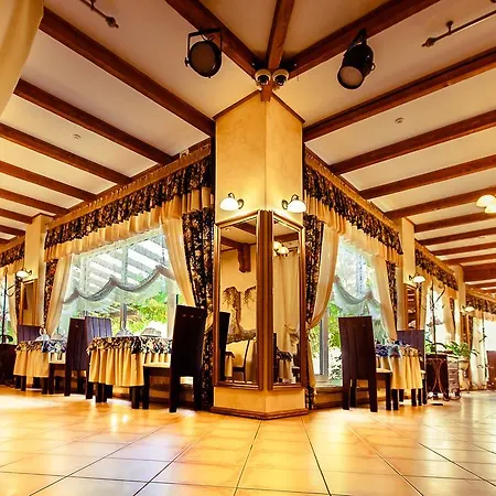 Dvorik Leva Hotel