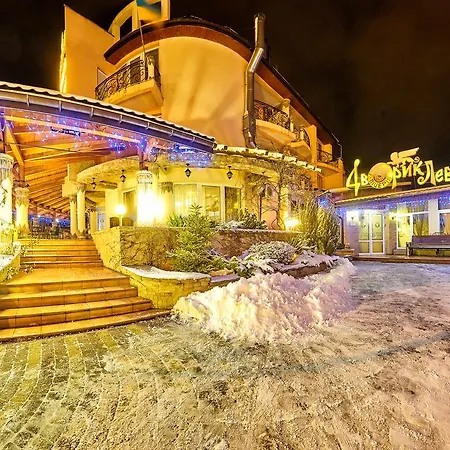 Hotel Dvorik Leva