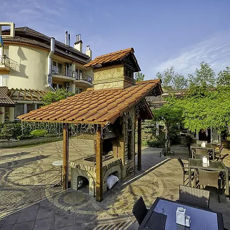 Hotel Dvorik Leva