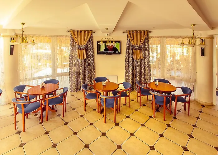 Hotell Dvorik Leva 3*